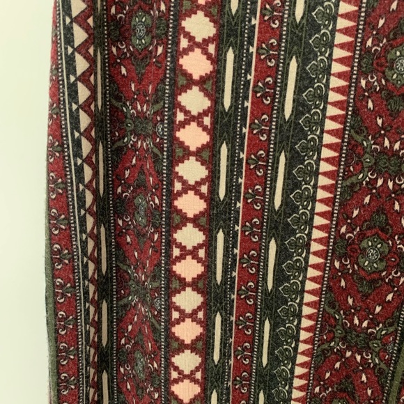 Patterned Flare Pants - Picture 3 of 3